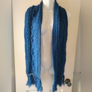 🆓️ FREE WITH ANY PURCHASE! Womens Cozy Blue Cable Knit Scarf